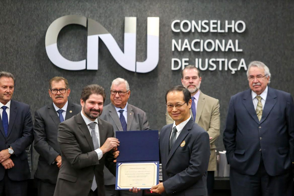 Prêmio Conciliar é Legal é entregue à Justiça do Trabalho de RO e AC pelo CNJ