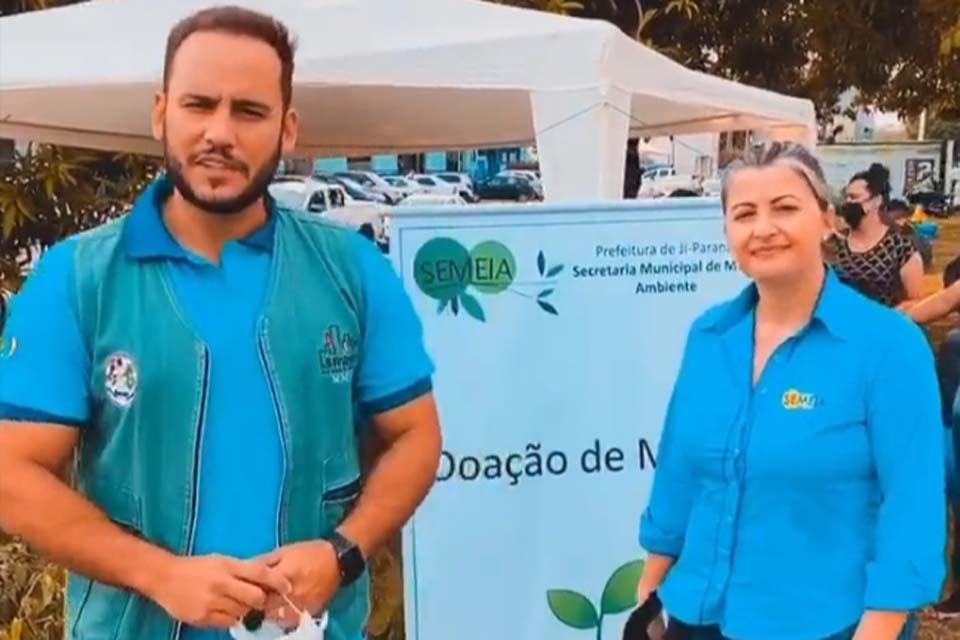 Prefeito participa de doação e plantio de mudas ornamentais cultivadas no viveiro municipal