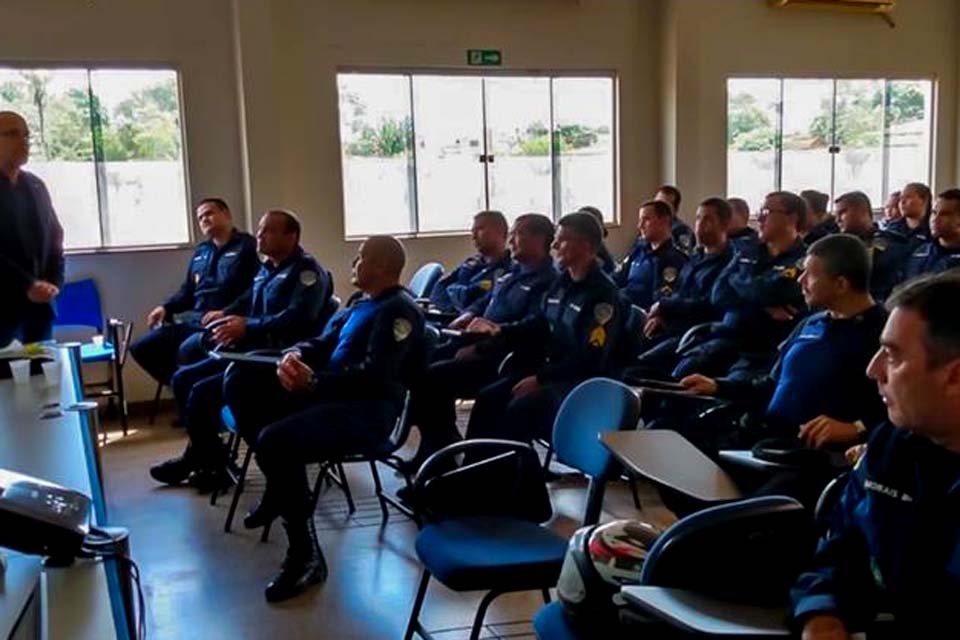Militares participam de palestra sobre nova Lei de Abuso de Autoridade 