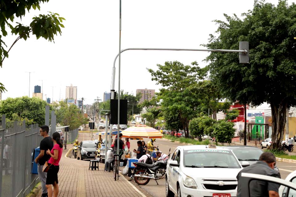 Porto Velho - Ambulantes são notificados para se licenciar e procurar locais adequados para trabalhar