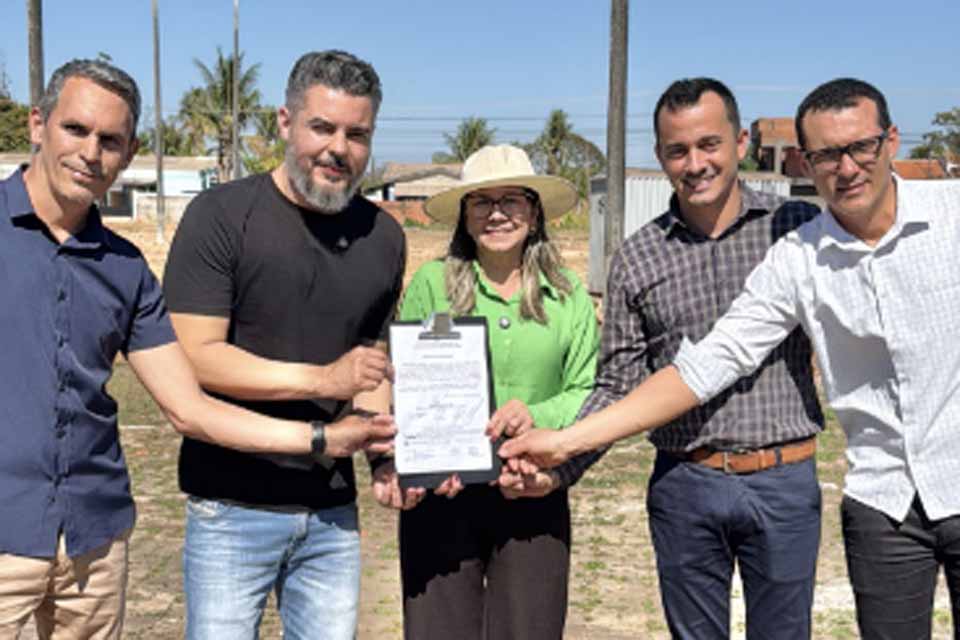 Assinada a ordem de serviço para a construção do novo Centro Esportivo no bairro CTG
