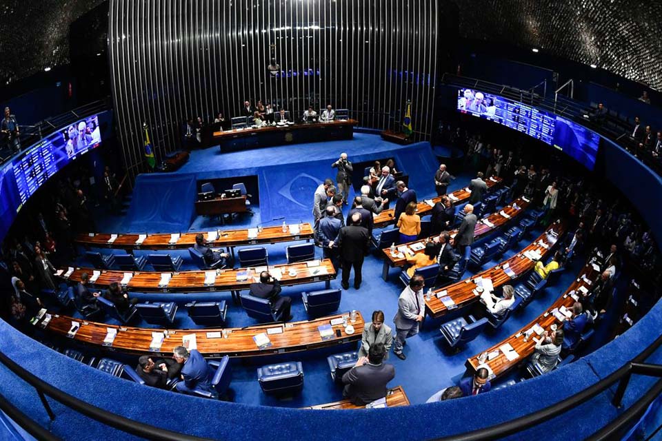 Senado aprova programa para expandir escolas em tempo integral