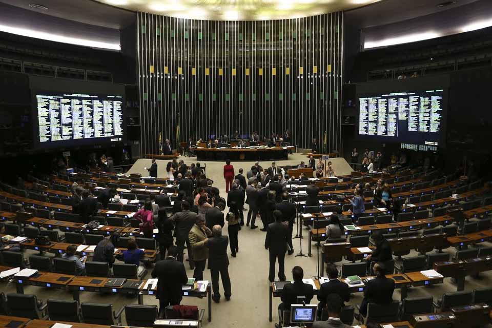 Congresso gastará mais de R$ 40 milhões com “mudança fantasma” de parlamentares