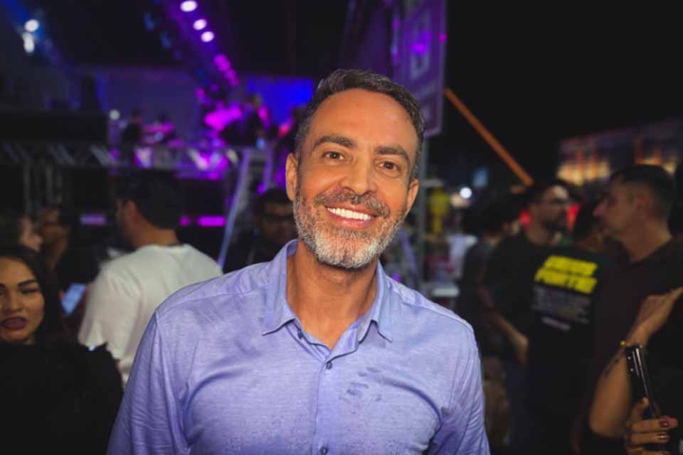 Com apoio da Prefeitura, Marcha para Jesus reúne multidão em Porto Velho: 