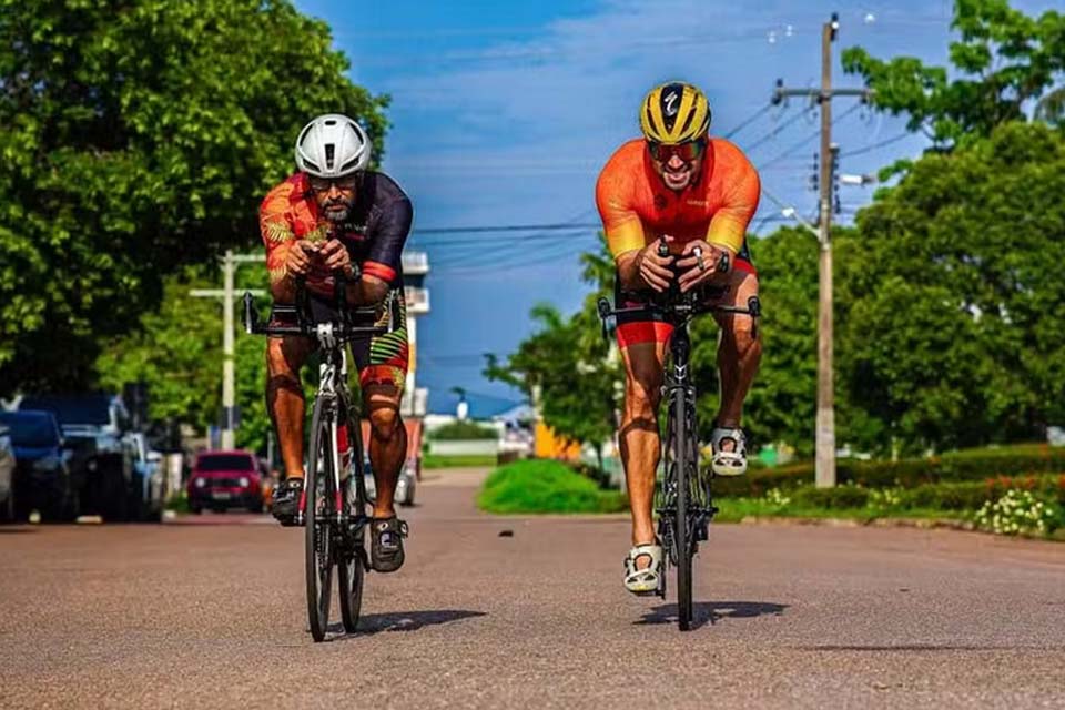 Atletas de Porto Velho competem no Ironman Florida 2025 em 1º de novembro