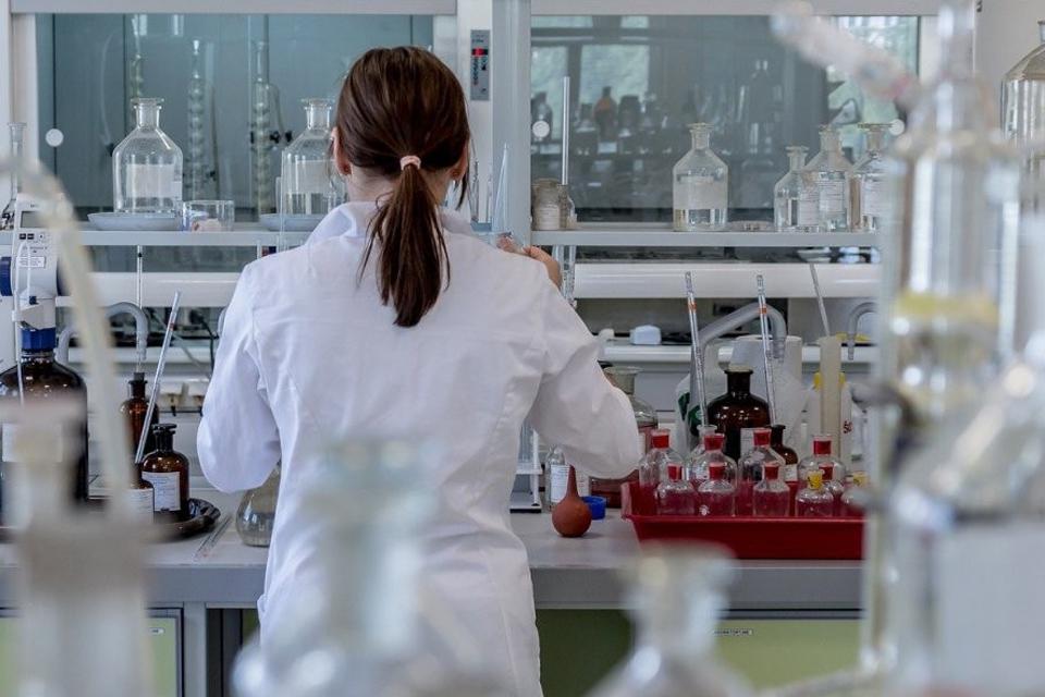 Prefeitura esclarece à população sobre falta de dipirona monoidratada e soro fisiológico