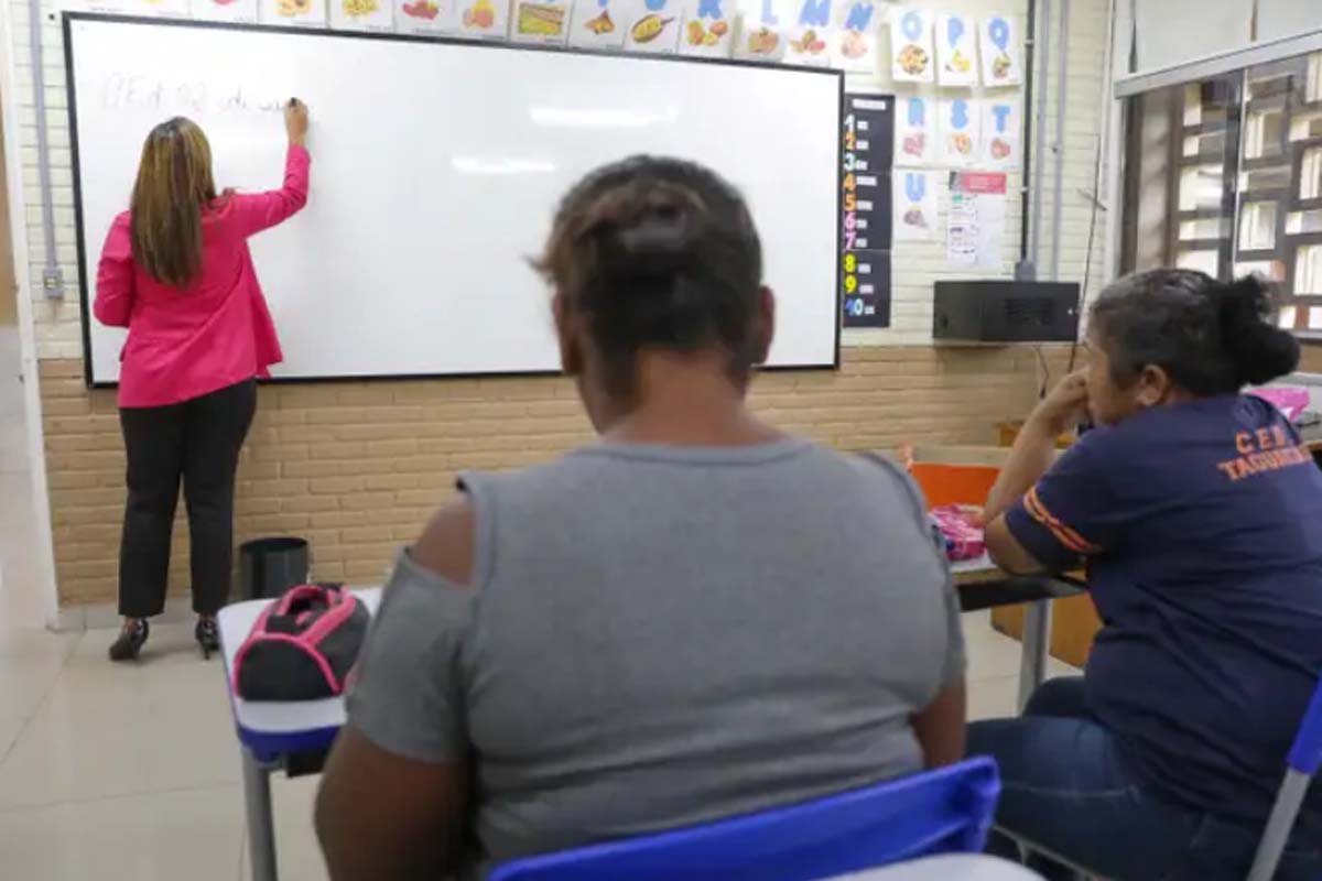 IBGE: país tem 8,4 milhões de analfabetos, menor número desde 2016