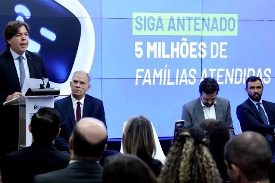 Mais de 5 milhões de famílias do CadÚnico receberam antenas digitais