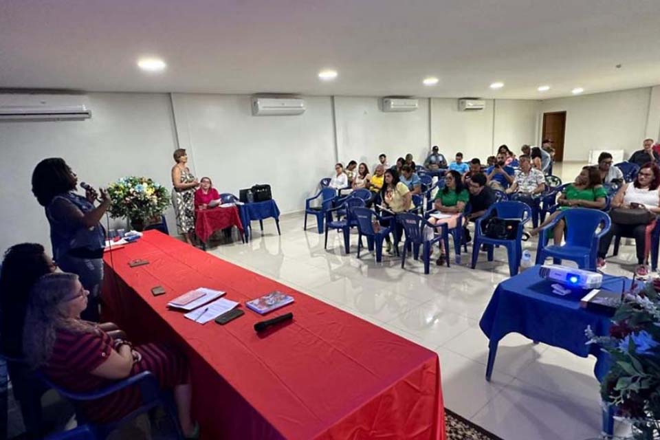 SINTERO debate análise de conjuntura brasileira na primeira reunião do Sistema Diretivo