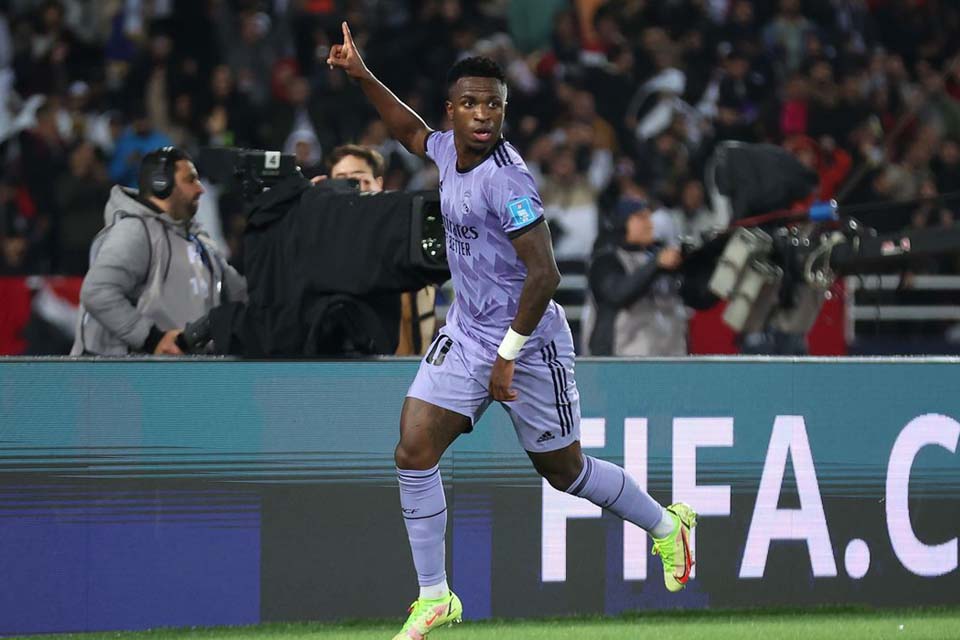 Vini Jr. curte recepção calorosa no Marrocos após ataques na Espanha