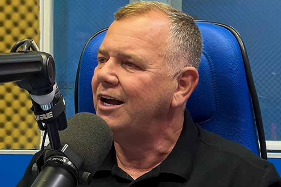 Lucio Mosquini propõe energia solar gratuita para famílias de baixa renda com projeto de lei apresentado na Câmara