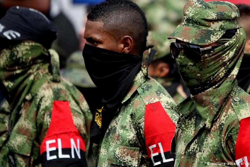 Governo colombiano declara alerta militar diante da ameaça do ELN