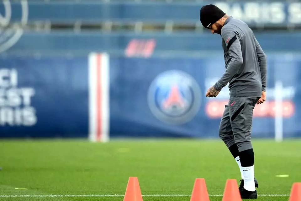 Neymar desfalcará PSG em partida contra Leipzig pela Liga dos Campeões