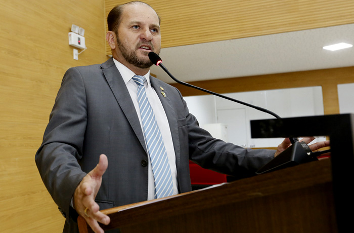 Cirone Deiró agradece secretário da Sefin por atender pedido dos deputados em adiar aumento do MVA