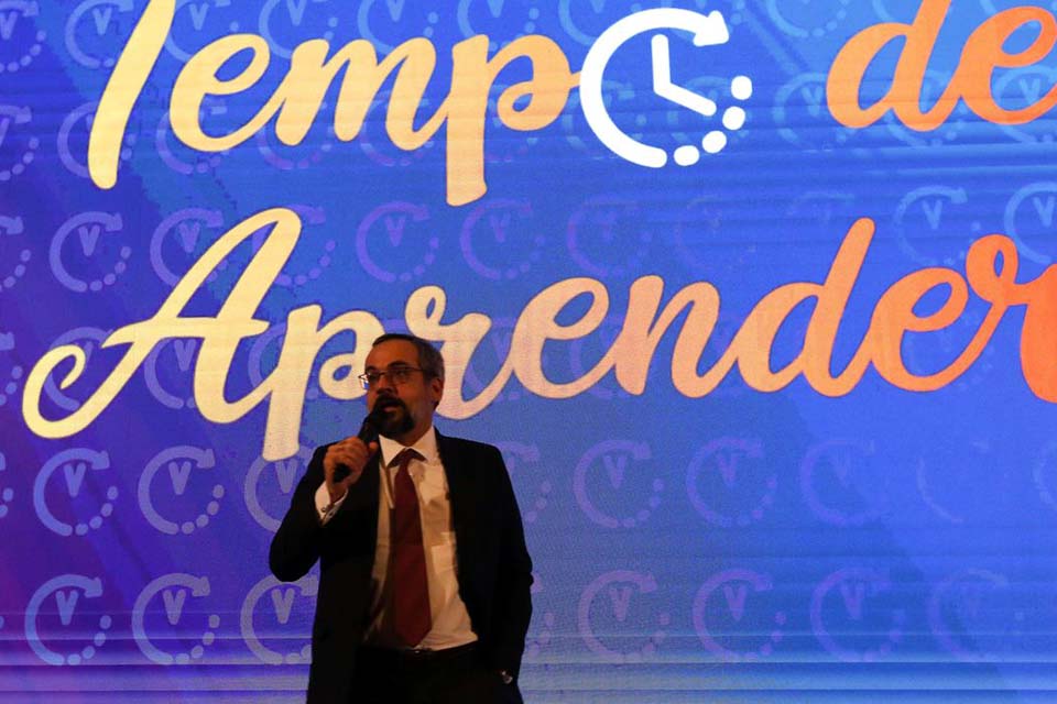 Ministério da Educação lança programa para aprimorar alfabetização