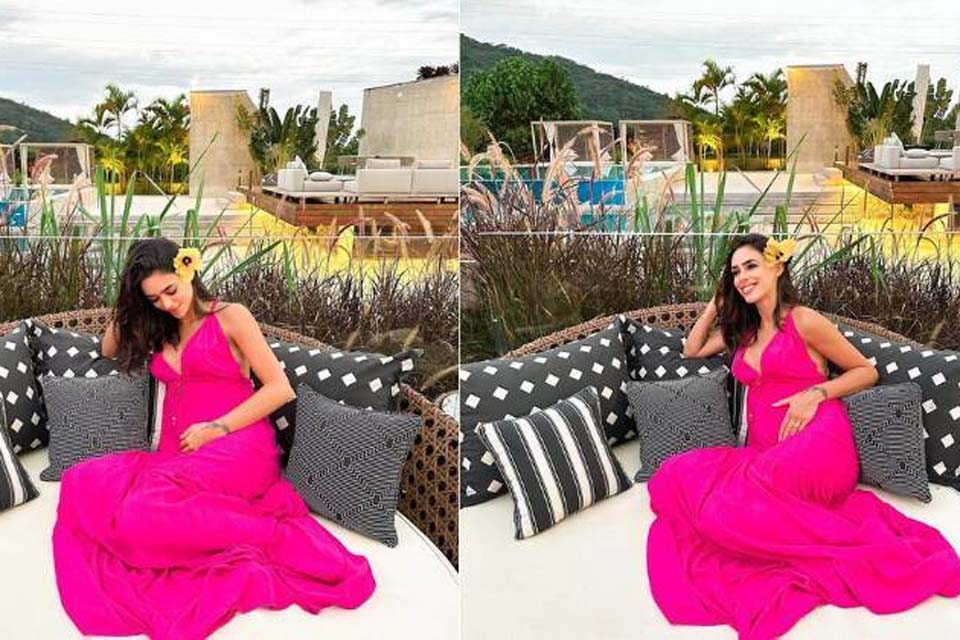 Bruna Biancardi exibe barriguinha após anúncio de gravidez de filho de Neymar