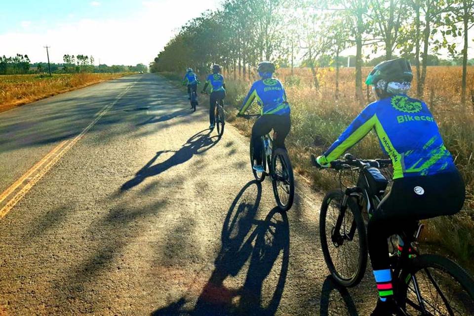 “Válvula de escape” no isolamento social, prática de ciclismo cresceu até 70% durante a pandemia em Cerejeiras