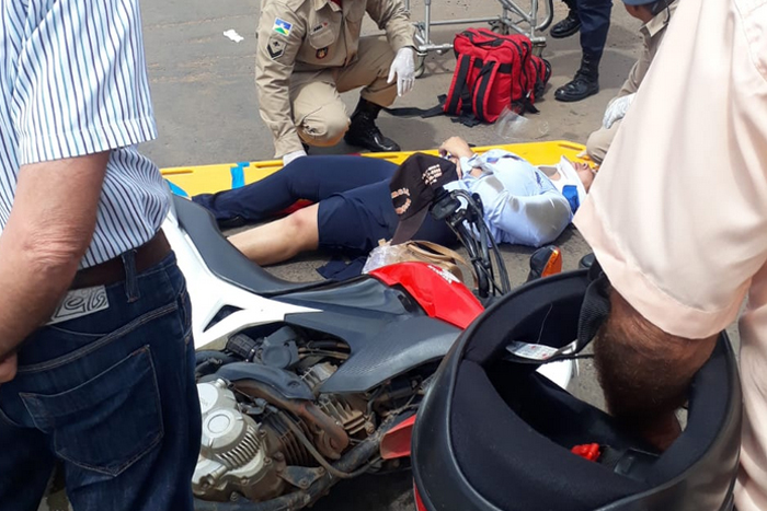 Jovem fica gravemente ferida ao ser atingida por motocicleta na BR-364