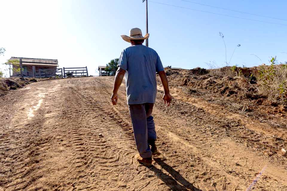 Programa criado pela Prefeitura de Jaru já beneficiou cerca de 240 produtores rurais desde o lançamento