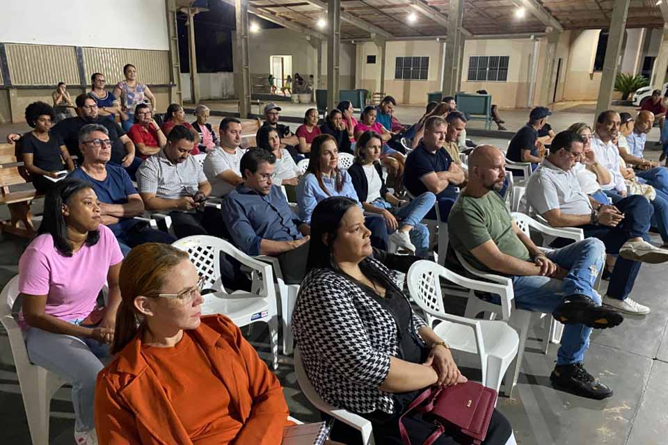 Prefeitura realiza audiência pública sobre o PPA no bairro Centenário
