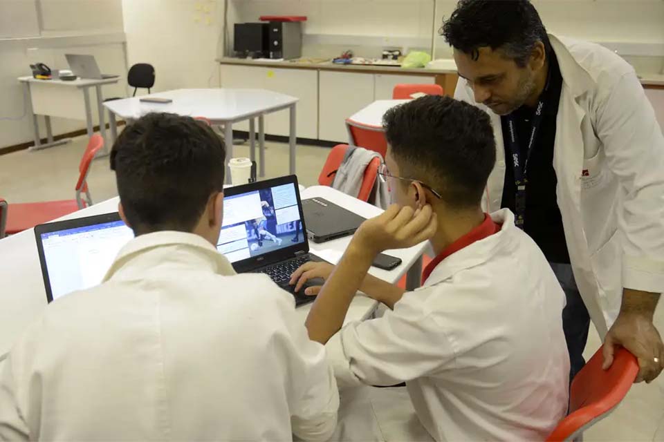 Inep defende que Enem não é para avaliar itinerários formativos