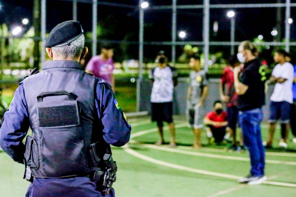 Polícia fiscaliza em estabelecimentos comerciais e locais públicos em Porto Velho