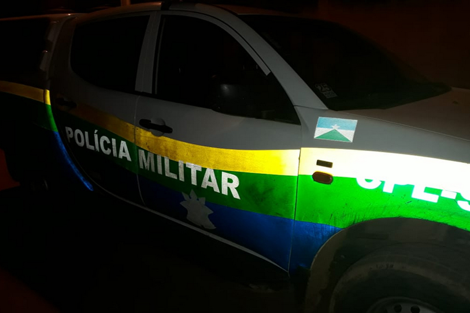 Vendedor de churrasquinho é espancado e tem carrinho destruido