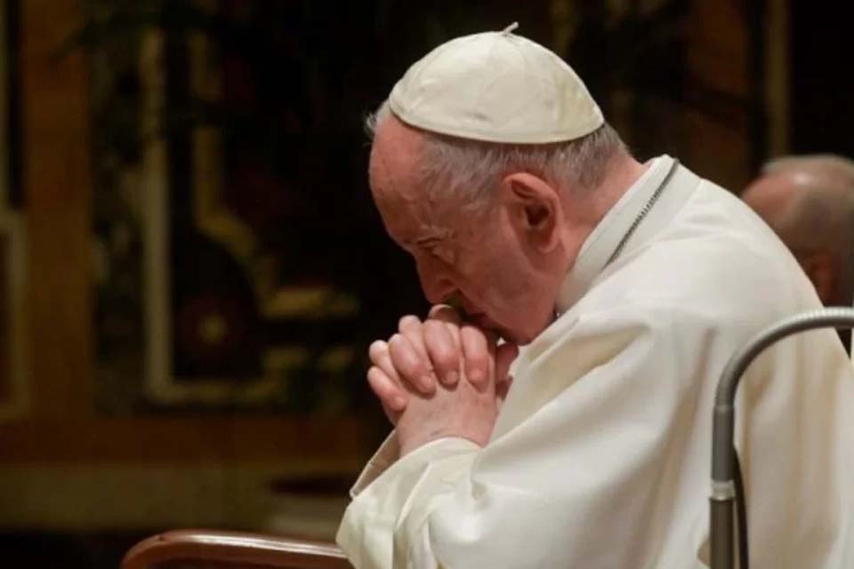 Papa Francisco lamenta morte de mãe e filha em paróquia de Gaza