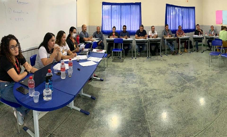 Força-Tarefa do Transporte Escolar do MPRO promove reunião com diretores de escolas ribeirinhas