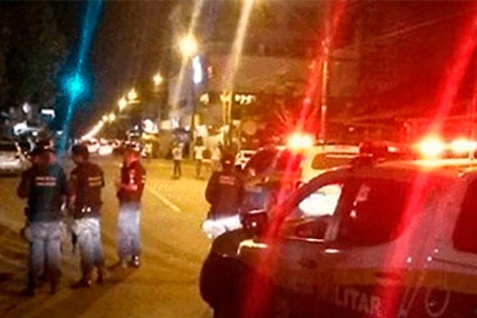 PM apreende adolescente com revólver no centro de Porto Velho
