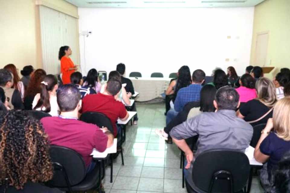 Oficina sobre leishmaniose visceral promovida pela Agevisa fortalece ações de saúde em Rondônia