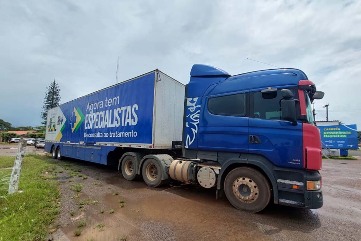 Carreta do programa Agora Tem Especialistas chega para intensificar atendimentos à saúde da mulher