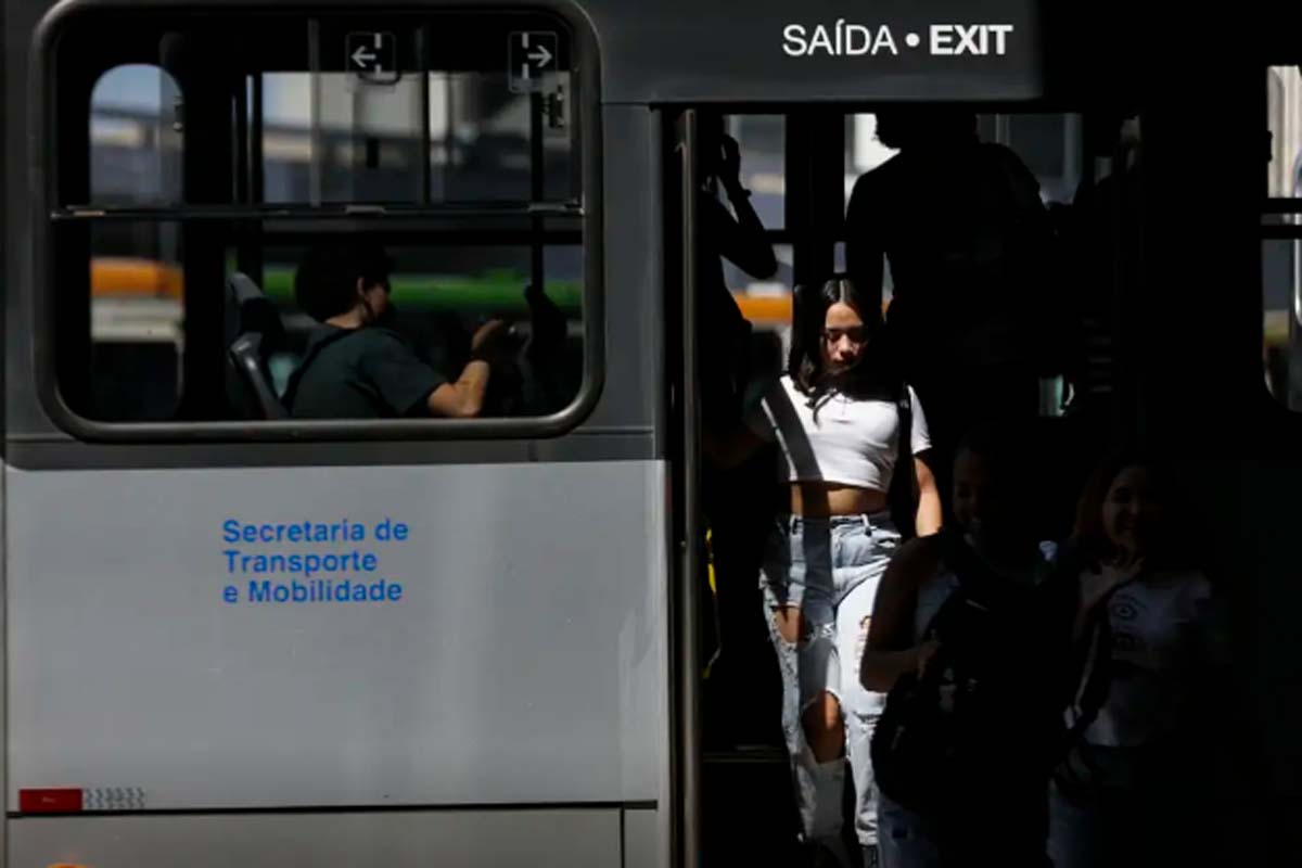 Rio terá lei contra abuso a mulheres no transporte coletivo