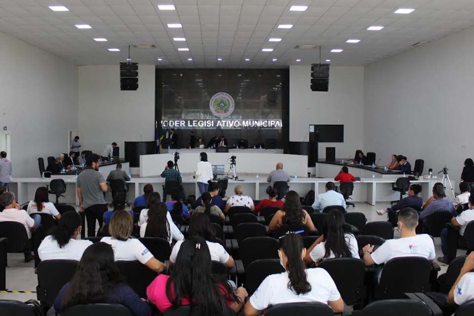 Dez projetos são deliberados na 17ª sessão ordinária da Câmara Municipal