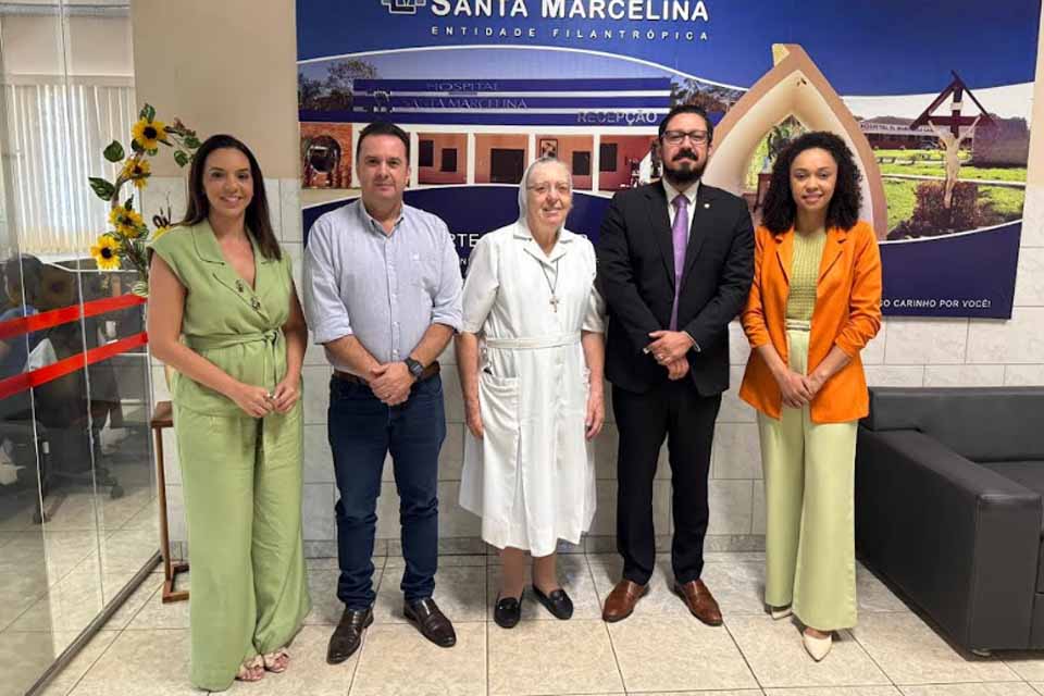 Dr. Luís do Hospital visita Hospital Santa Marcelina e garante apoio à unidade