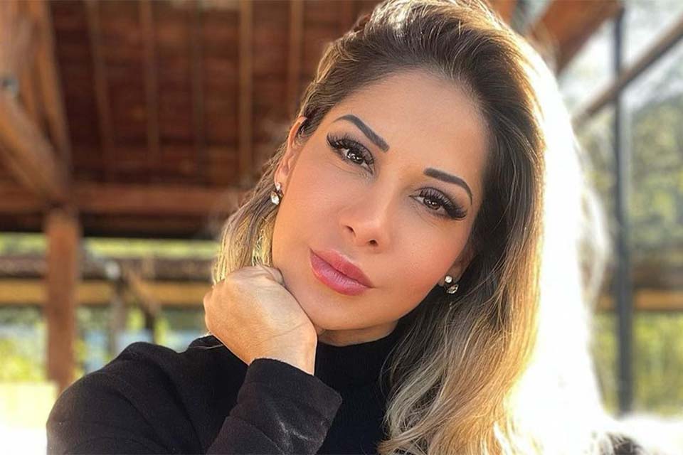Maíra Cardi vai ao 'Programa Eliana' com Thiago Nigro e se diz 'exausta' das redes sociais