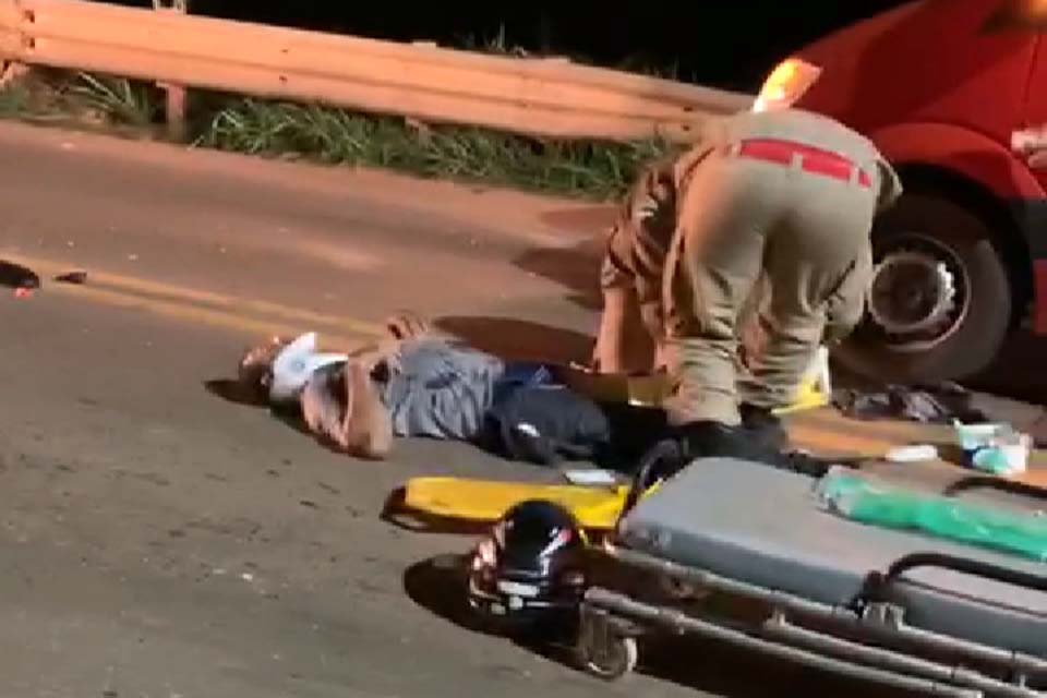 Acidente sobre ponte do Rio Jaru deixa motociclista gravemente ferido