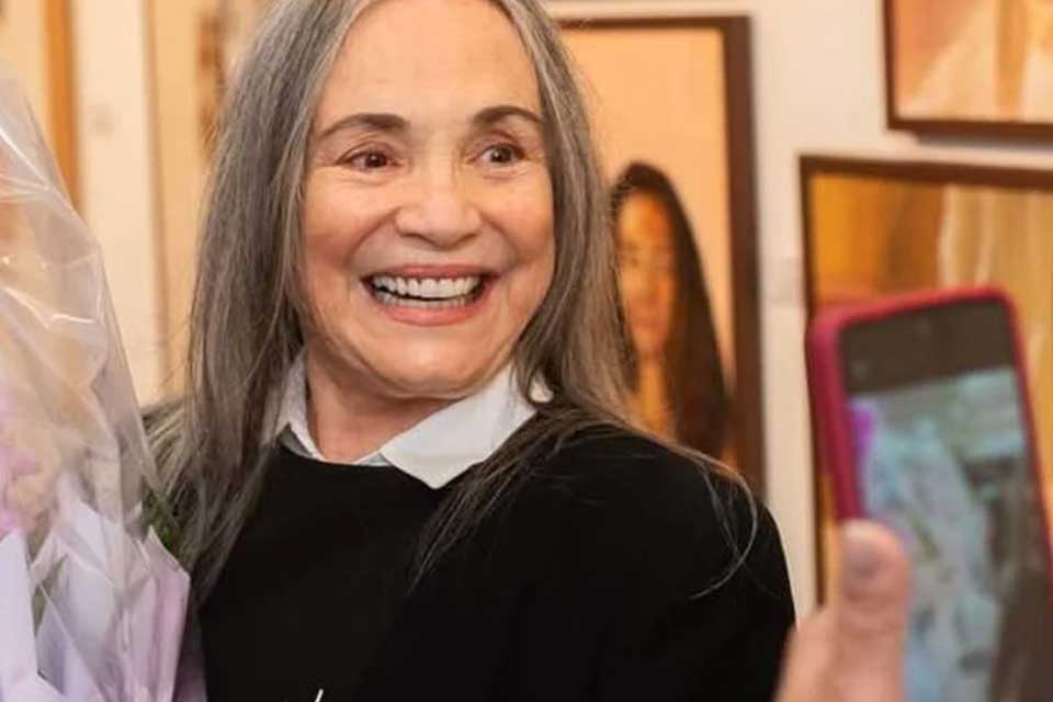 Regina Duarte reage a fala de Antônio Fagundes e comenta remake de Vale Tudo: “Roubada”