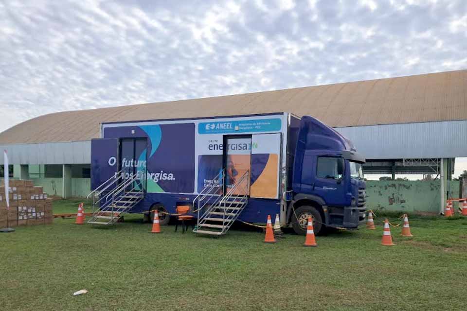 Caminhão itinerante da Energisa chega em Cabixi com ações voltadas à comunidade 