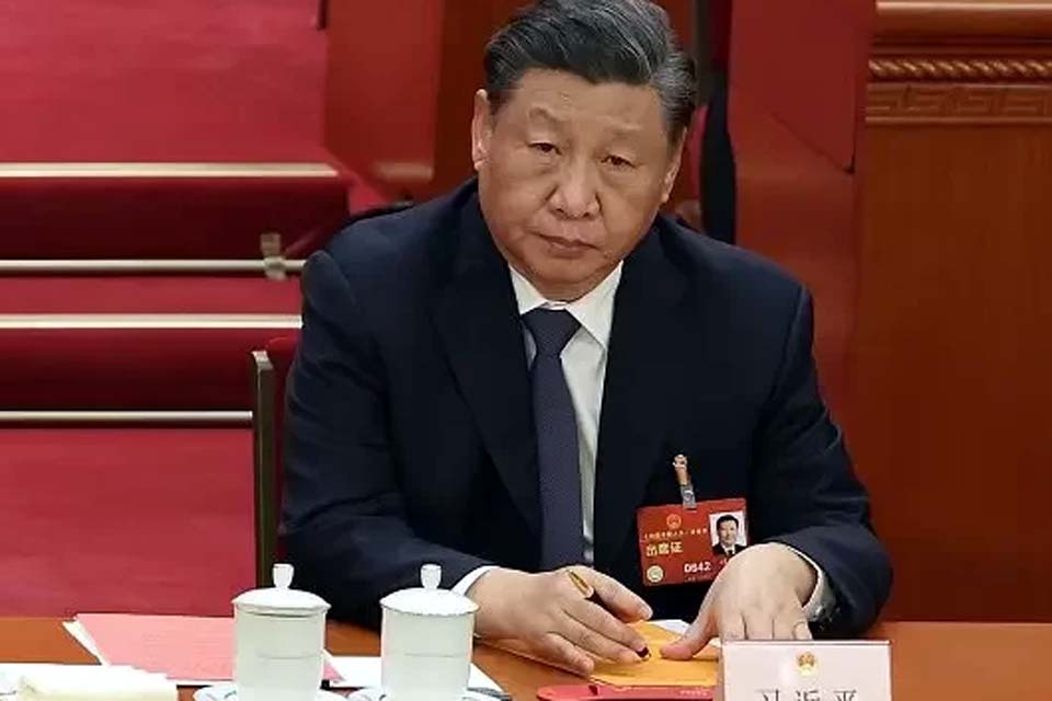 China deve estar preparada para “cenários extremos”, alerta líder chinês Xi Jinping