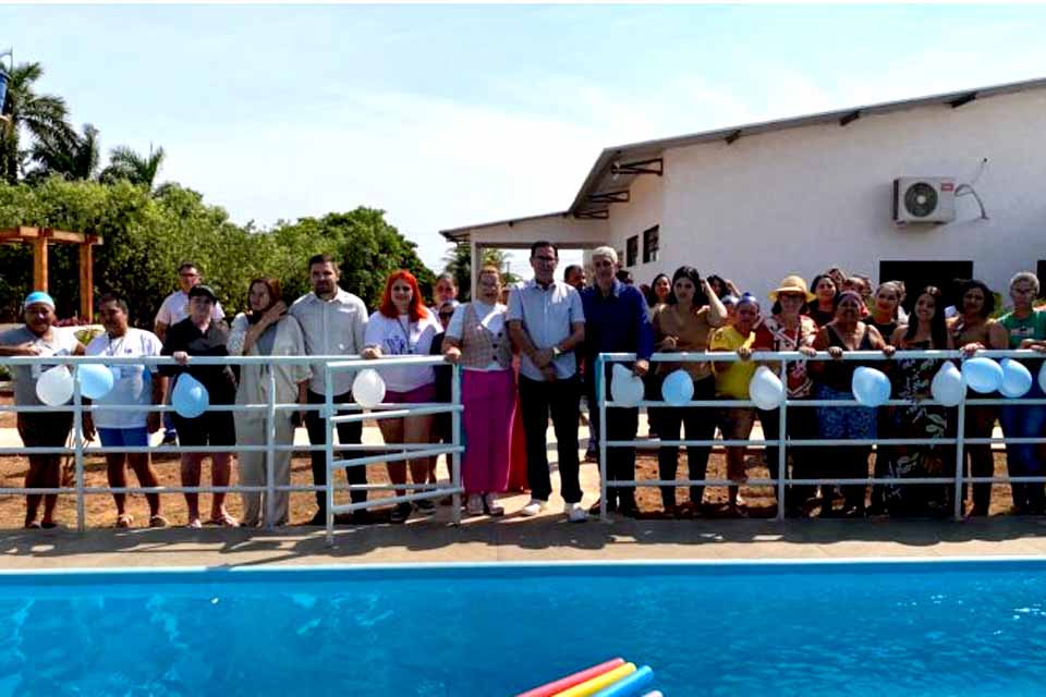 Prefeitura entrega ampliação do Centro de Convivência do Idoso com piscina, vestiários e paisagismo