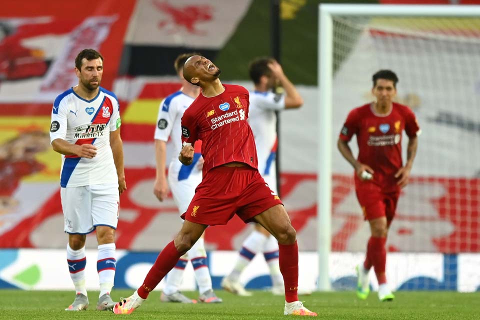 VÍDEO - Fabinho marca golaço e Liverpool goleia o Crystal Palace; Gols e Melhores Momentos