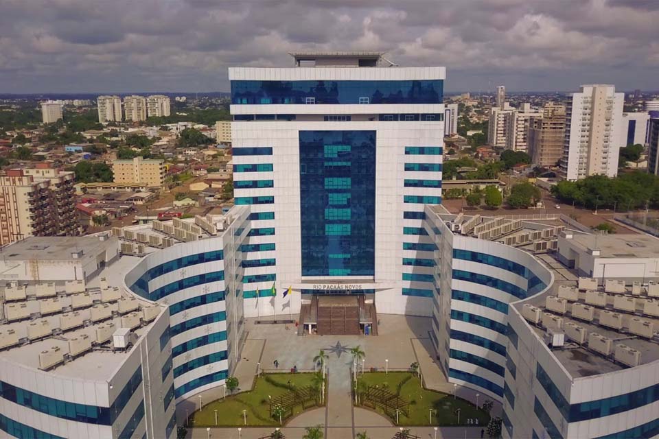 Contratação ‘‘quase’’ milionária com dispensa de licitação: advogado protocola pedido de acesso diretamente ao governador de Rondônia