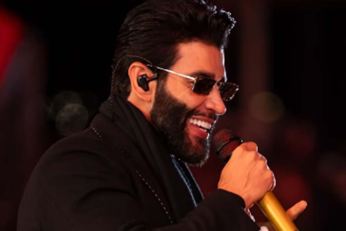 Justiça manda Gusttavo Lima pagar R$ 149 mil por citar número de celular em música