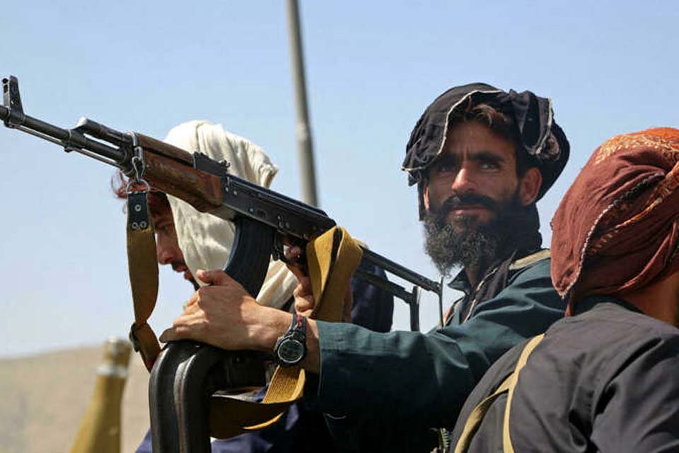 “Se sair de casa, vão me matar”: o desespero dos afegãos com a tomada de poder do Talibã