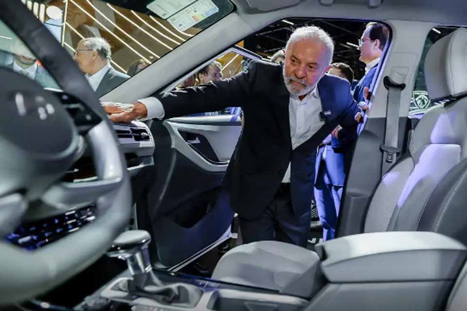 Inovação e transição energética: Lula defende liderança na indústria