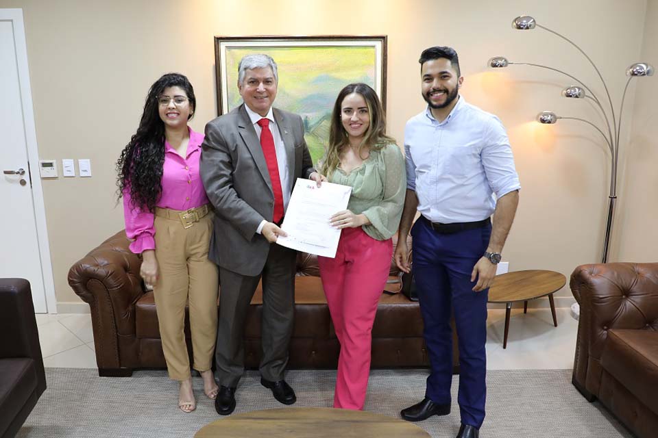 Presidente do Tribunal de Justiça de Rondônia recebe Lista Sêxtupla da OAB para composição do Tribunal Regional Eleitoral -TRE-RO