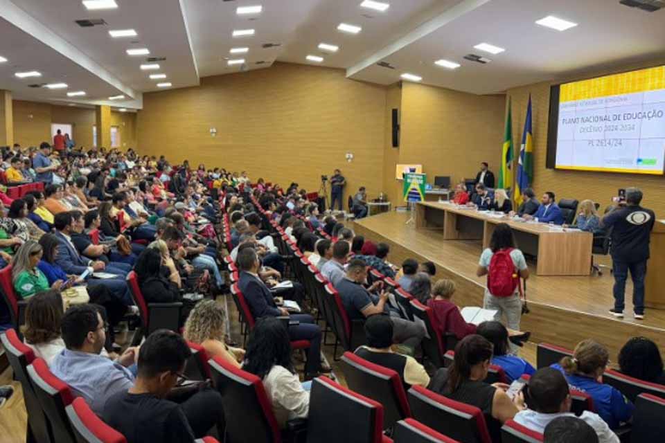 SINTERO debate PNE da próxima década em seminário estadual e defende valorização da educação pública