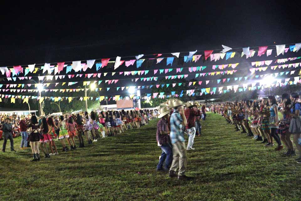 Campus Guajará-Mirim realiza tradicional Festa Junina no Ginásio Poliesportivo Afonso Rodrigues