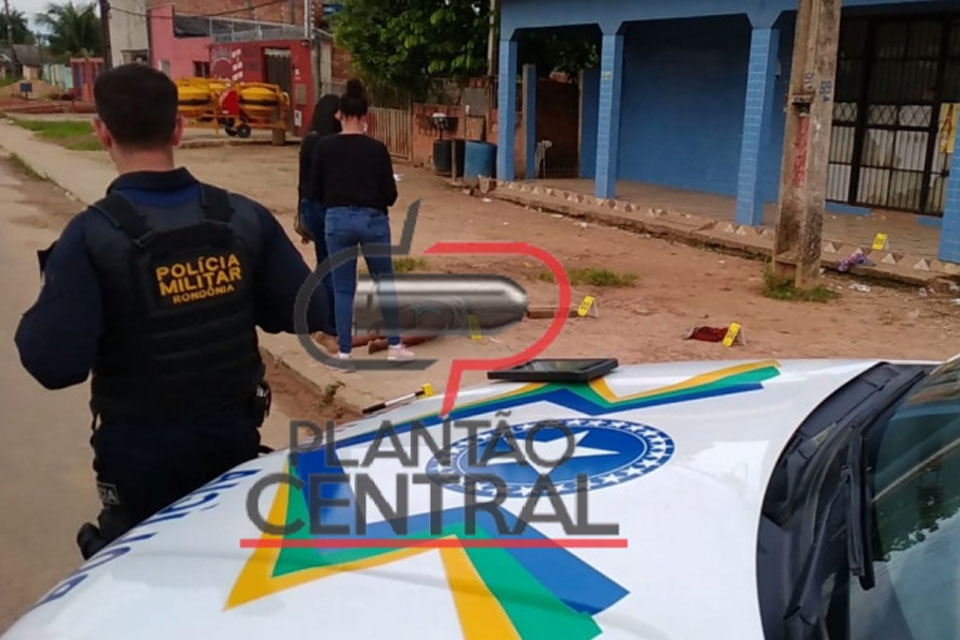 Mulher é morta a golpes de paulada e facadas em Ji-Paraná